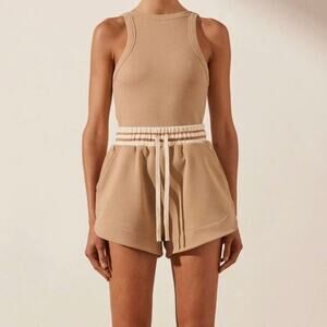 Shona Joy SJ CURVED HEM SHORT – TANS